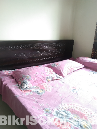Bed for sale (6×7 feet)